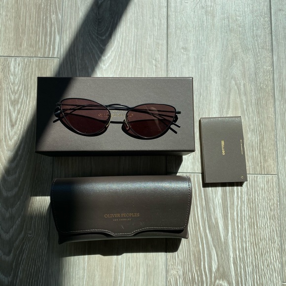 Oliver Peoples Accessories - Oliver people’s cat eye sunglasses with box